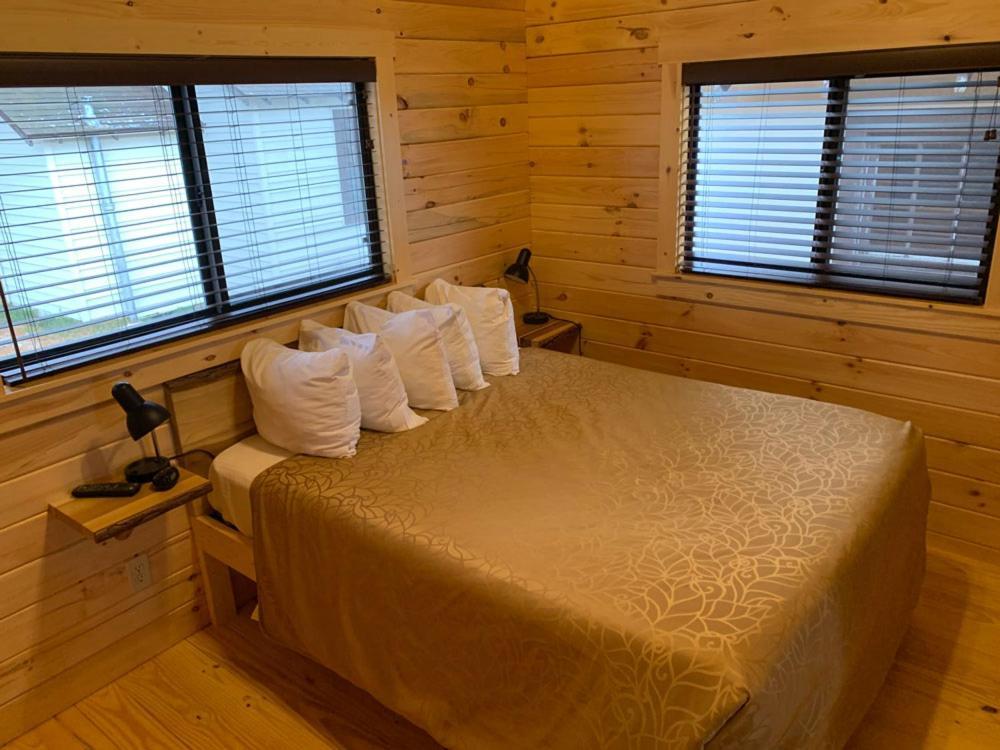 Waterfront Inn Mackinaw City Zewnętrze zdjęcie
